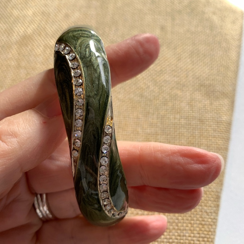 Vintage hinged swirled enamel bangle with crystal accents